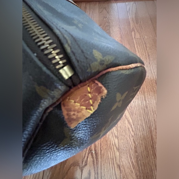 Authentic Vintage Louis Vuitton Keepall 60. With luggage tag and combo lock - Picture 4 of 14